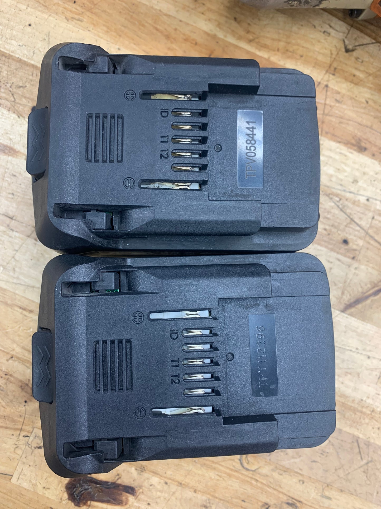 Matco 1/2” Impact Wrench 20v WITH X2 BATTERIES MCL2012HPIW