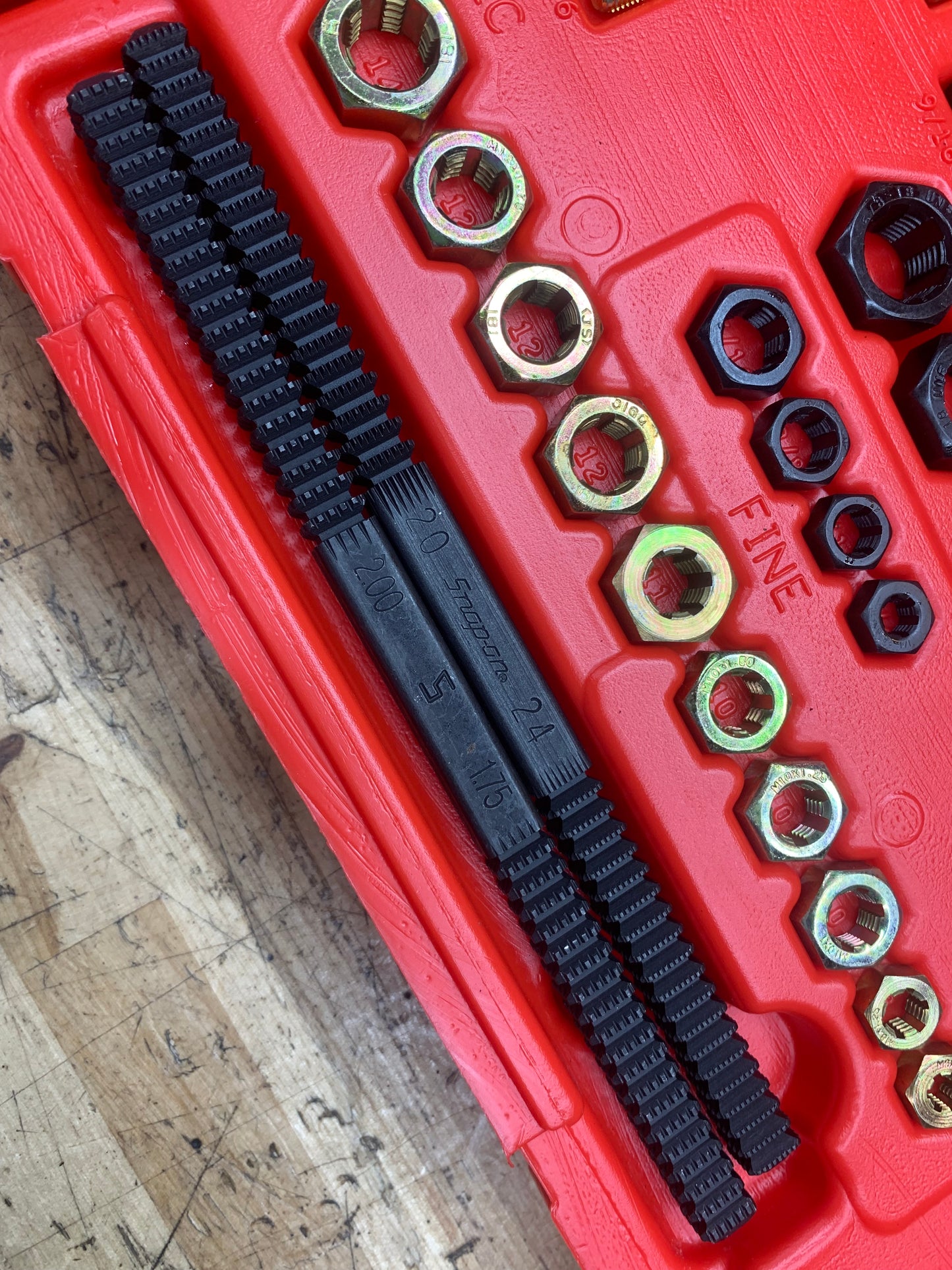 Snap On 48pc Rethreading Set in Case USA RTD48
