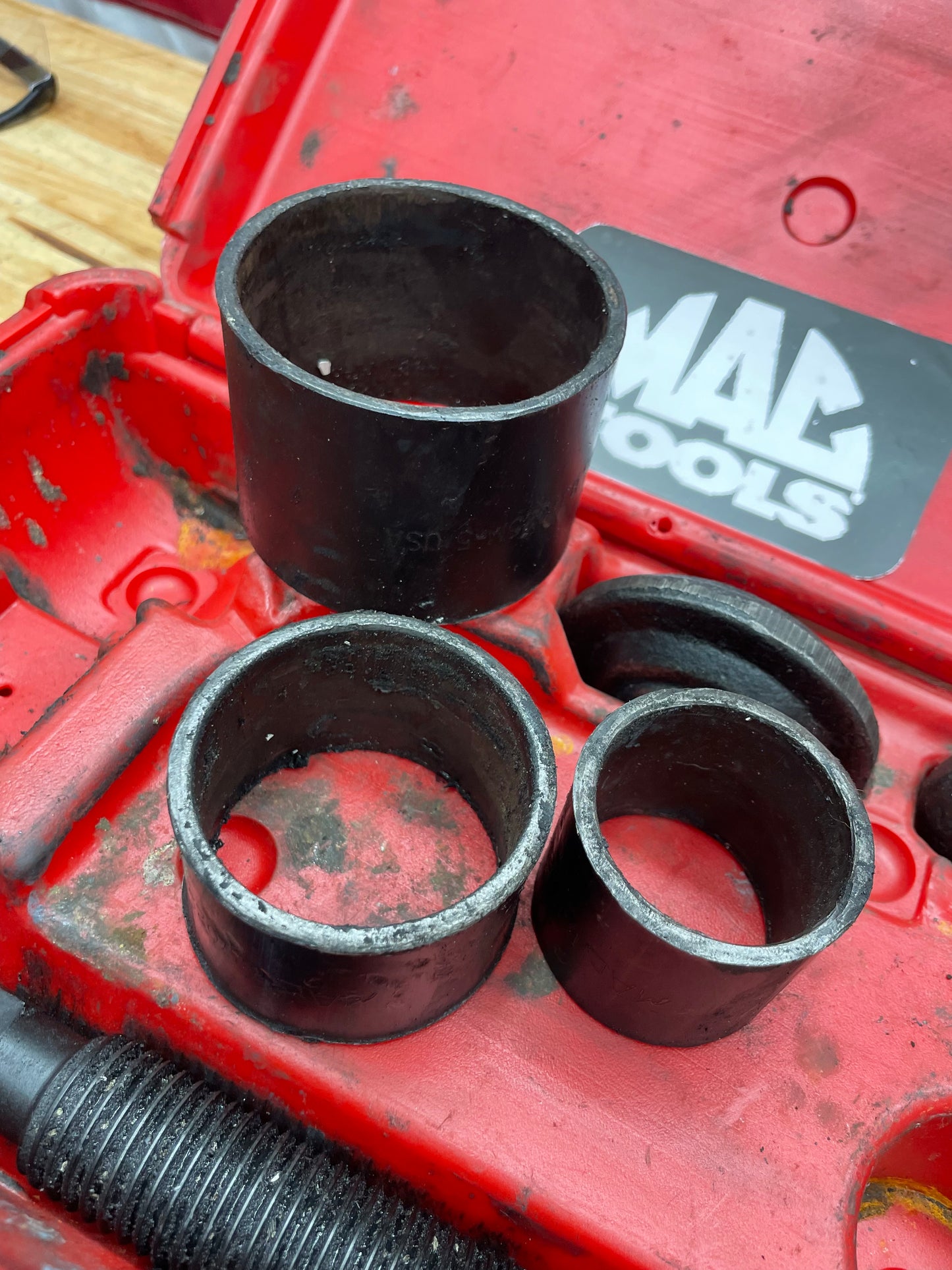Mac Tools Ball Joint Press BJ7025M