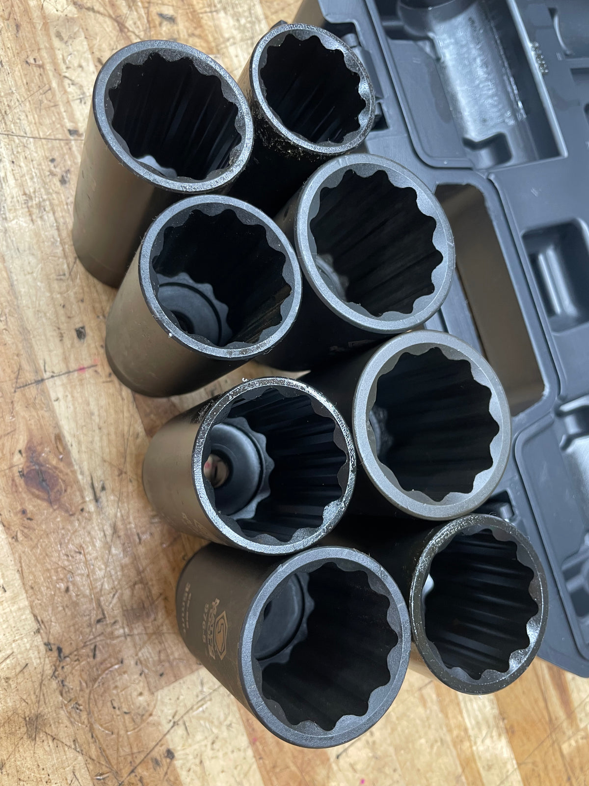 Matco 8pc Axle Spindle Nut Socket Set LIKE NEW AXL12PTA