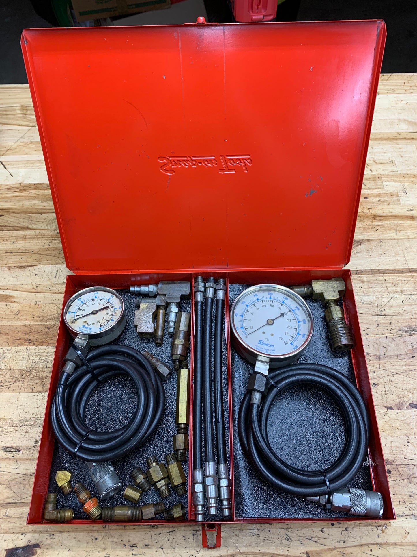 Snap On Transmission Pressure  Gauge Test Kit VINTAGE USA KRA141
