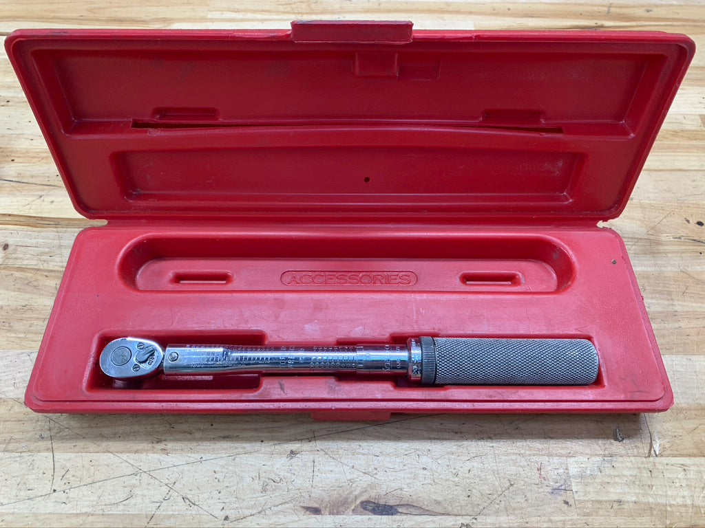 Snap on Vintage 3/8" torque wrench 30-200 in. lb. QJR217B