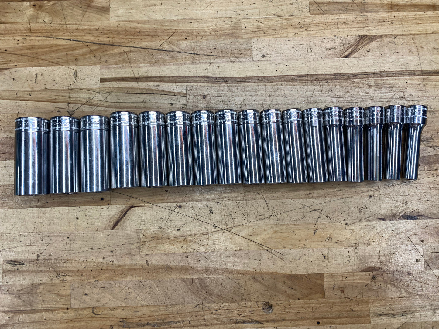 Snap On 1/2" Metric Deep Socket Set 17pc