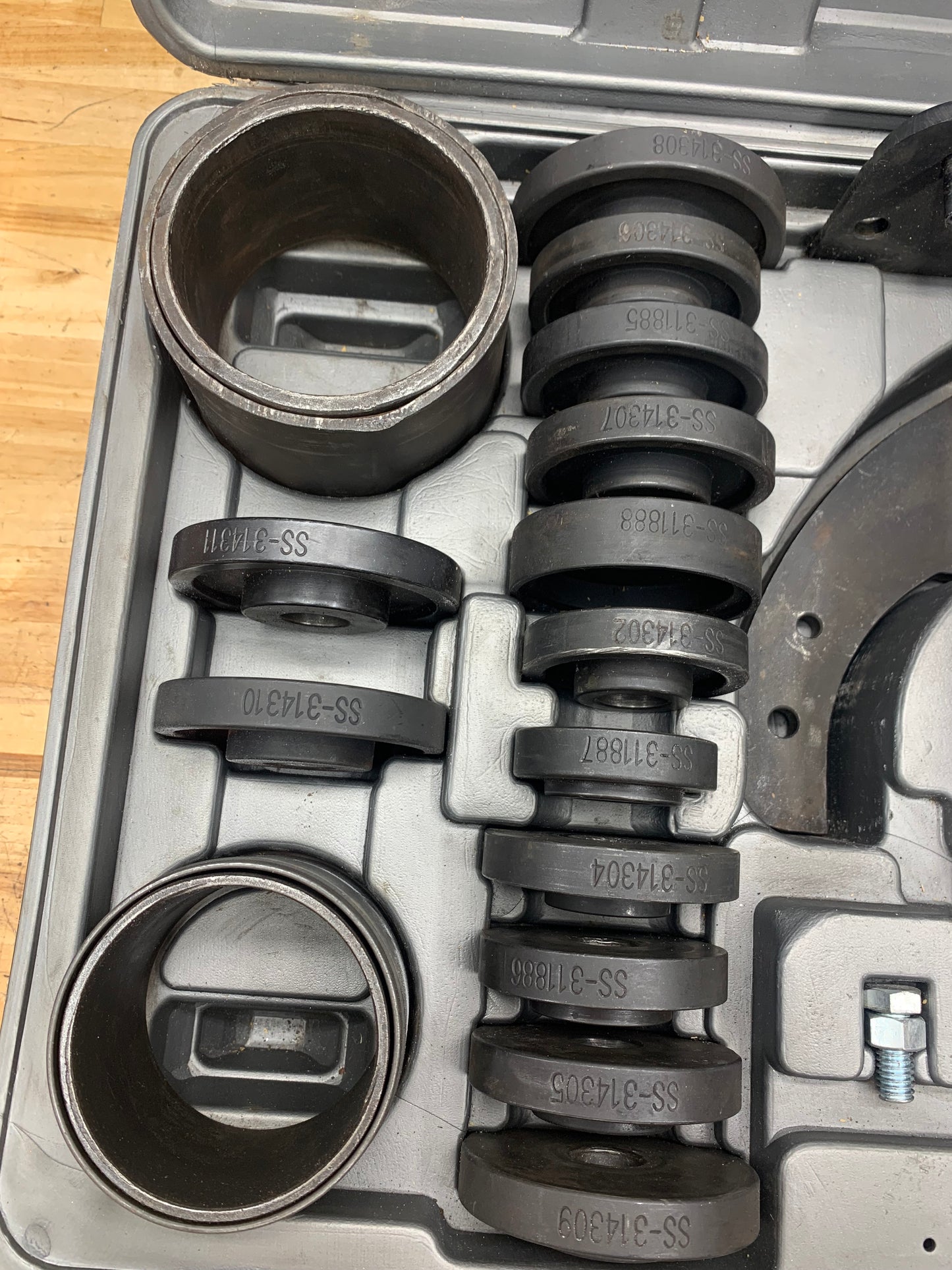 Matco Master FWD Wheel Bearing Tool Kit HUBSTER HUB35