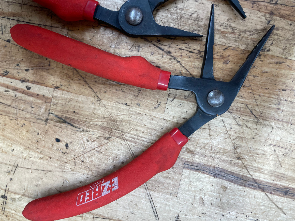 EZ Red 3pc Right Angle Pistol Grip Kiwi Pliers