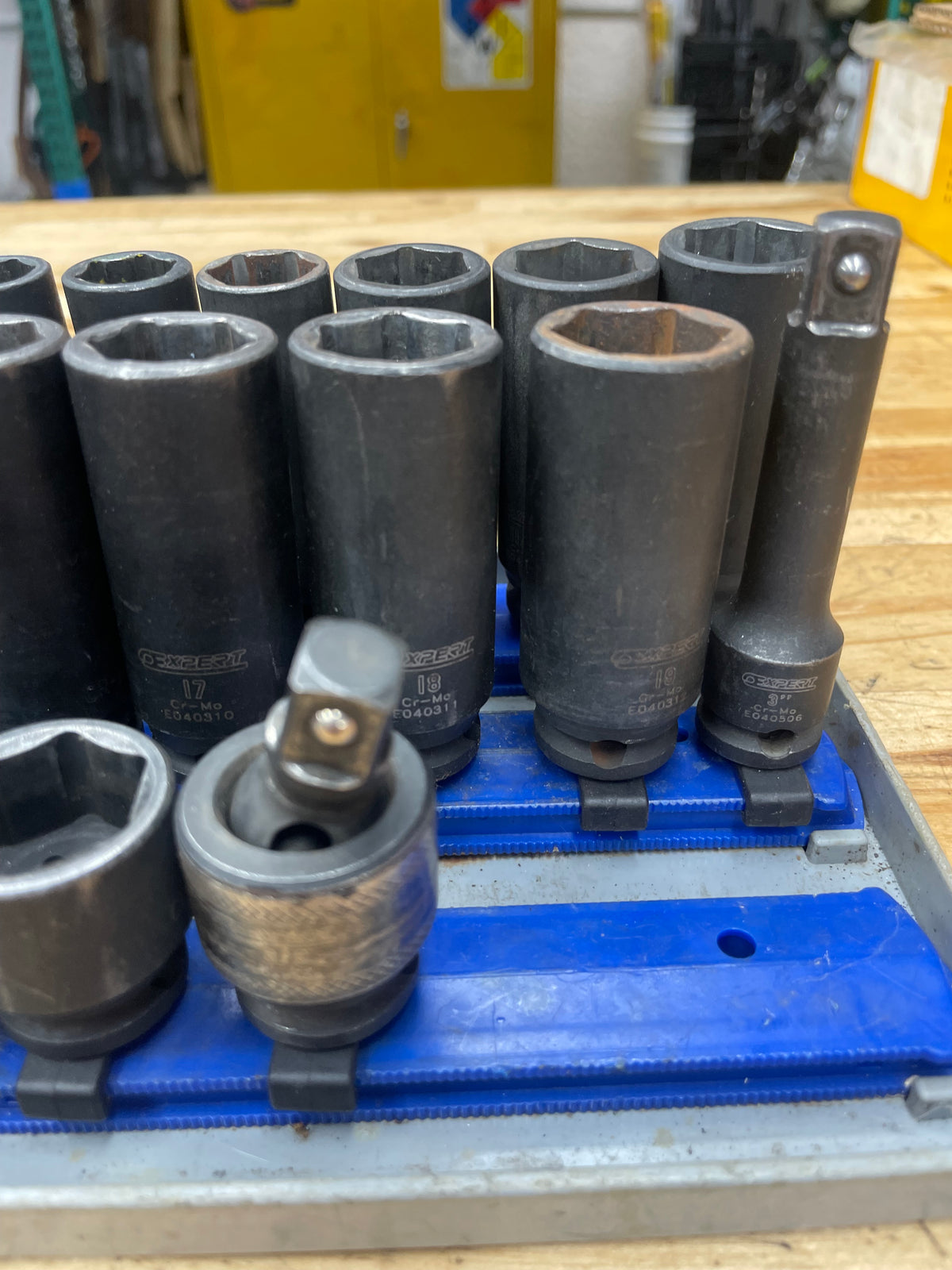 Expert by Mac Tools 3/8” Metric & SAE Deep Impact Socket Set 42pc With Tray E041643