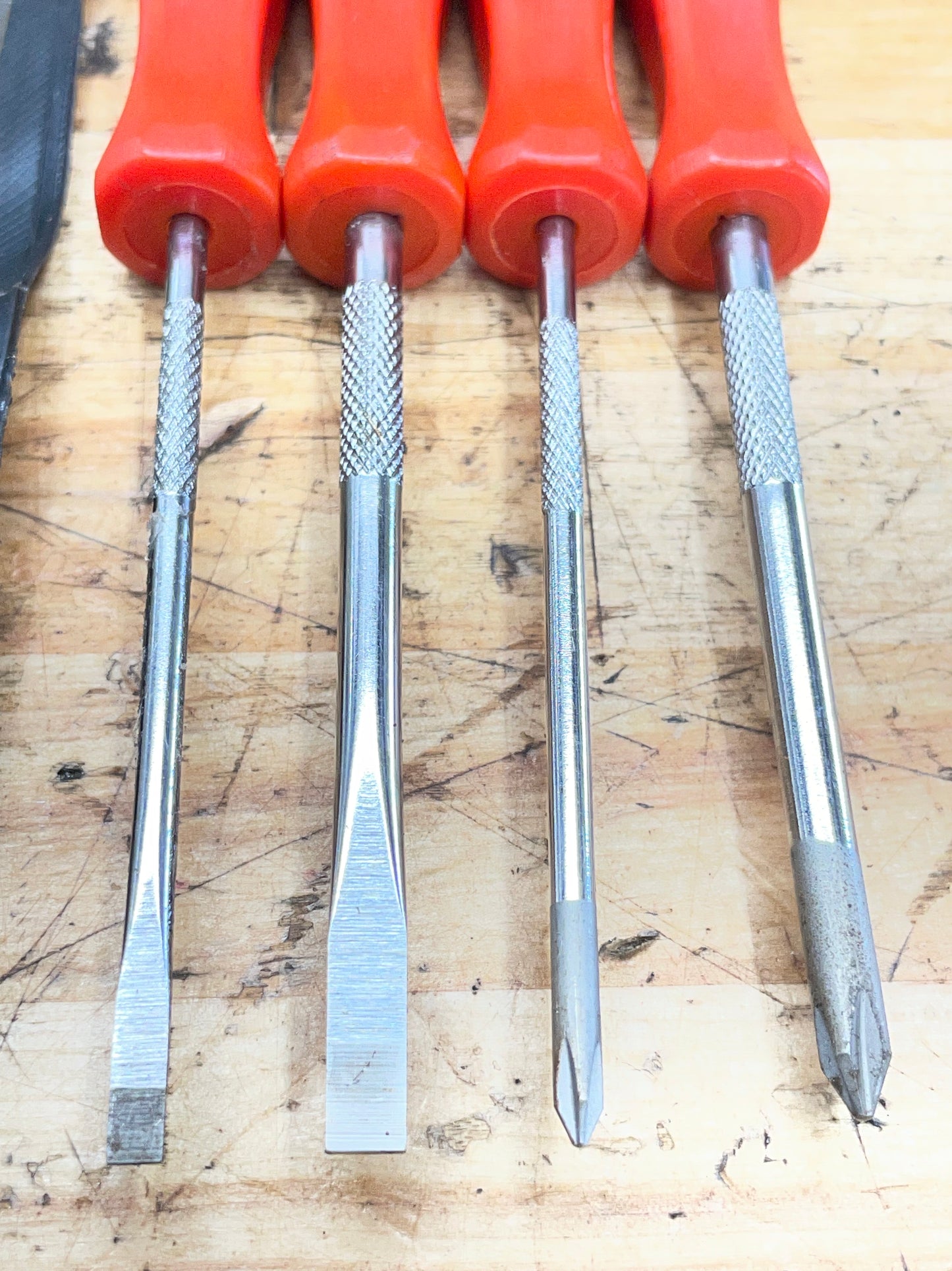 Snap On Red Hard Handle Mini Screwdriver Set USA SDDX40