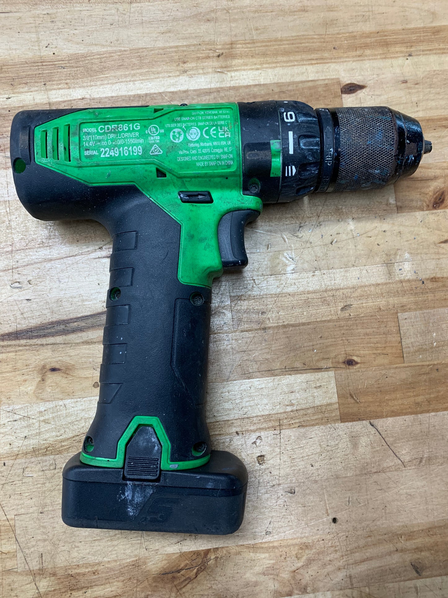 Snap On 14.4v Drill WITH BATTERY CDR861G