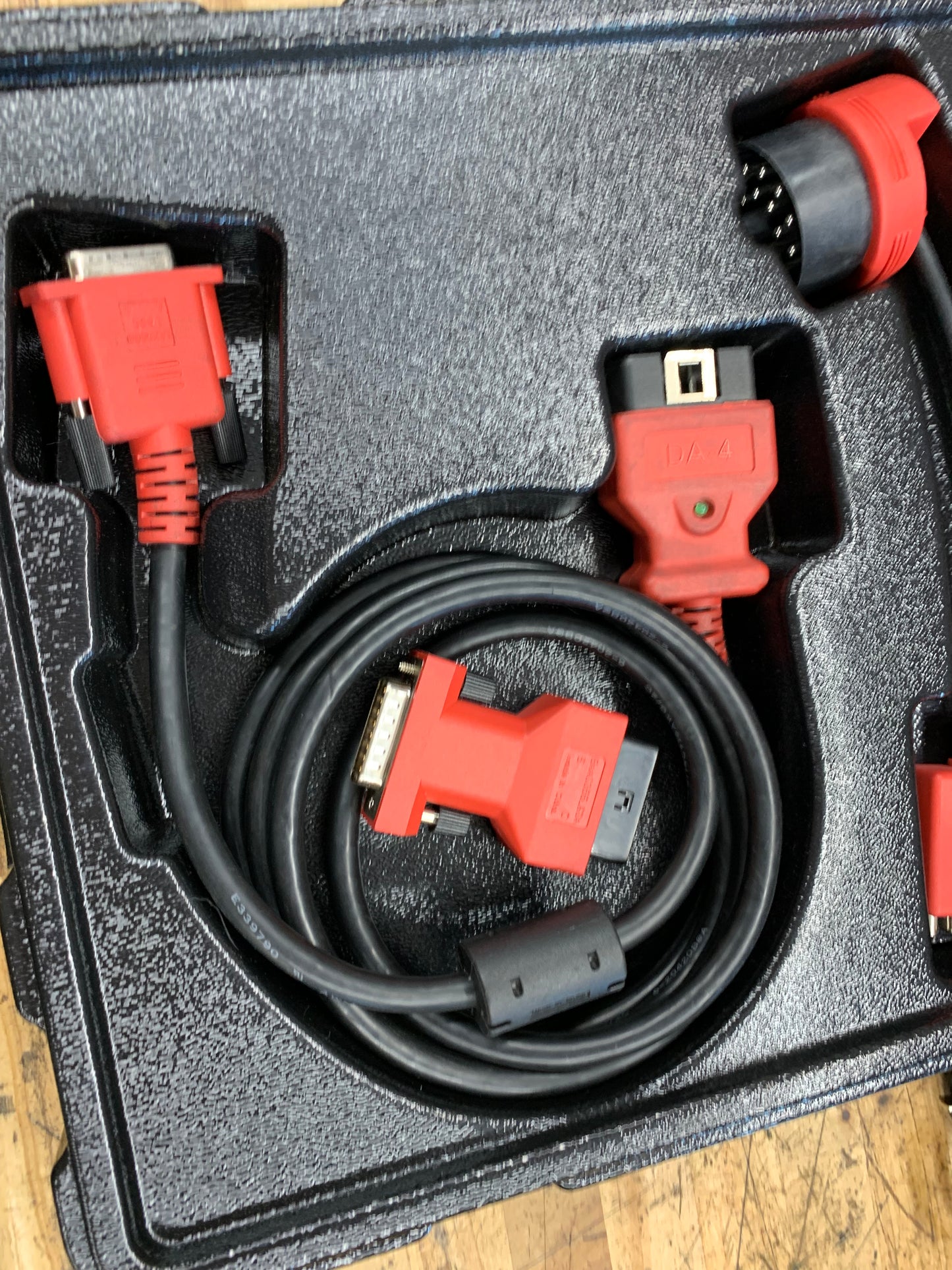 Snap On Modis Ultra Scan Tool OSCILLOSCOPE & European OBD Adapter Tray Set EEMS328