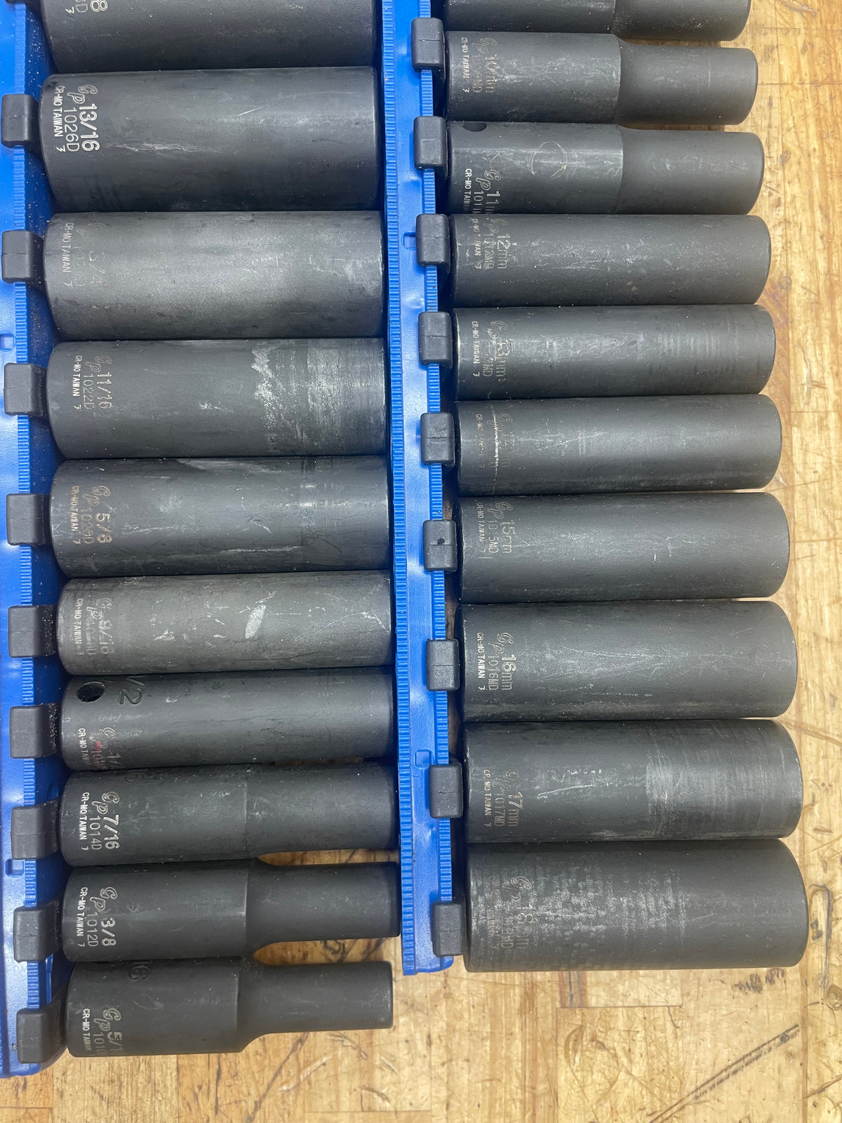 GP Grey Pneumatic 3/8” SAE & Metric Deep Impact Sockets 24pc 7-18mm & 5/16”-1”