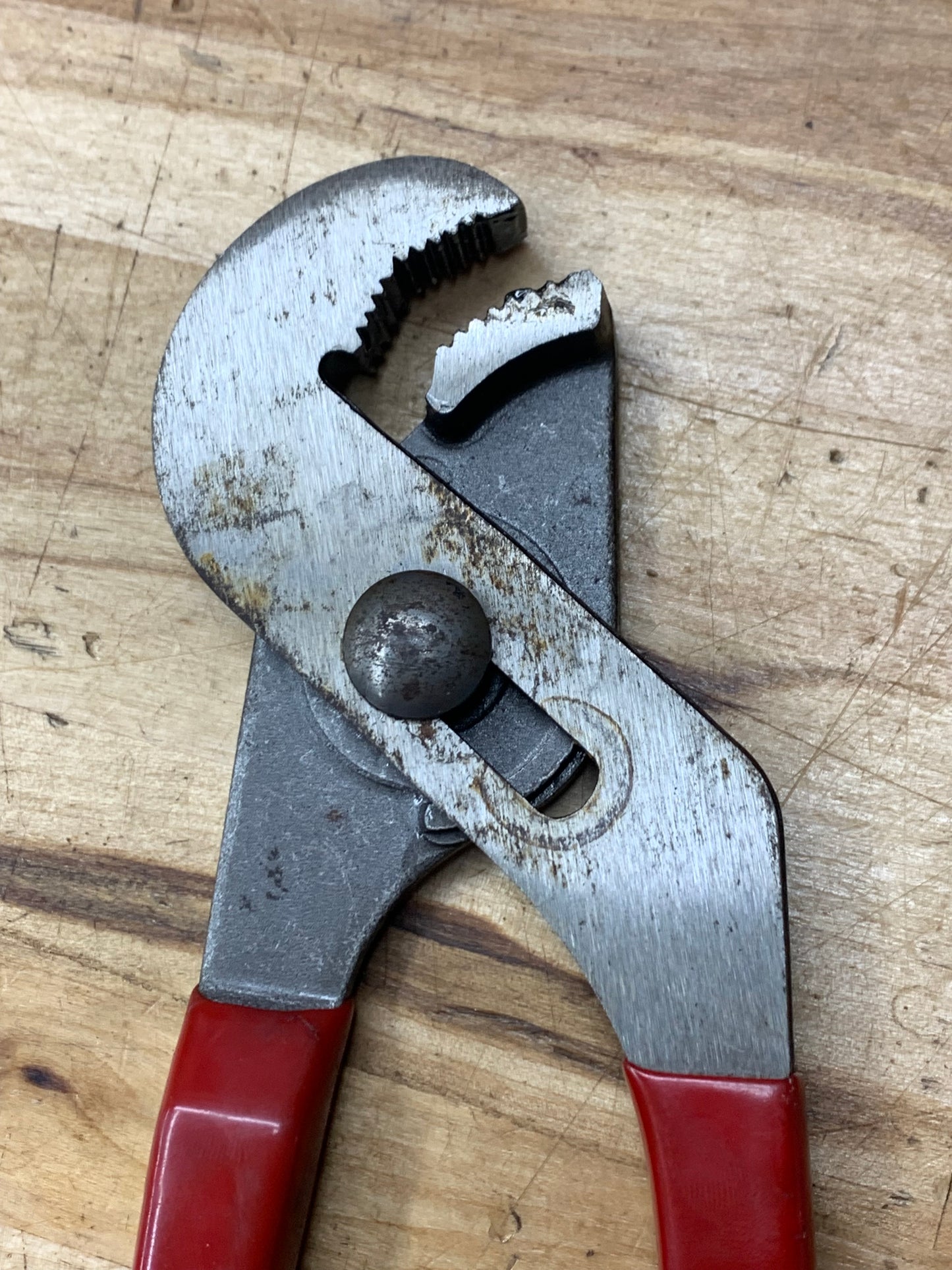 Blue Point Water Pump Pliers Tongue Groove CHN410