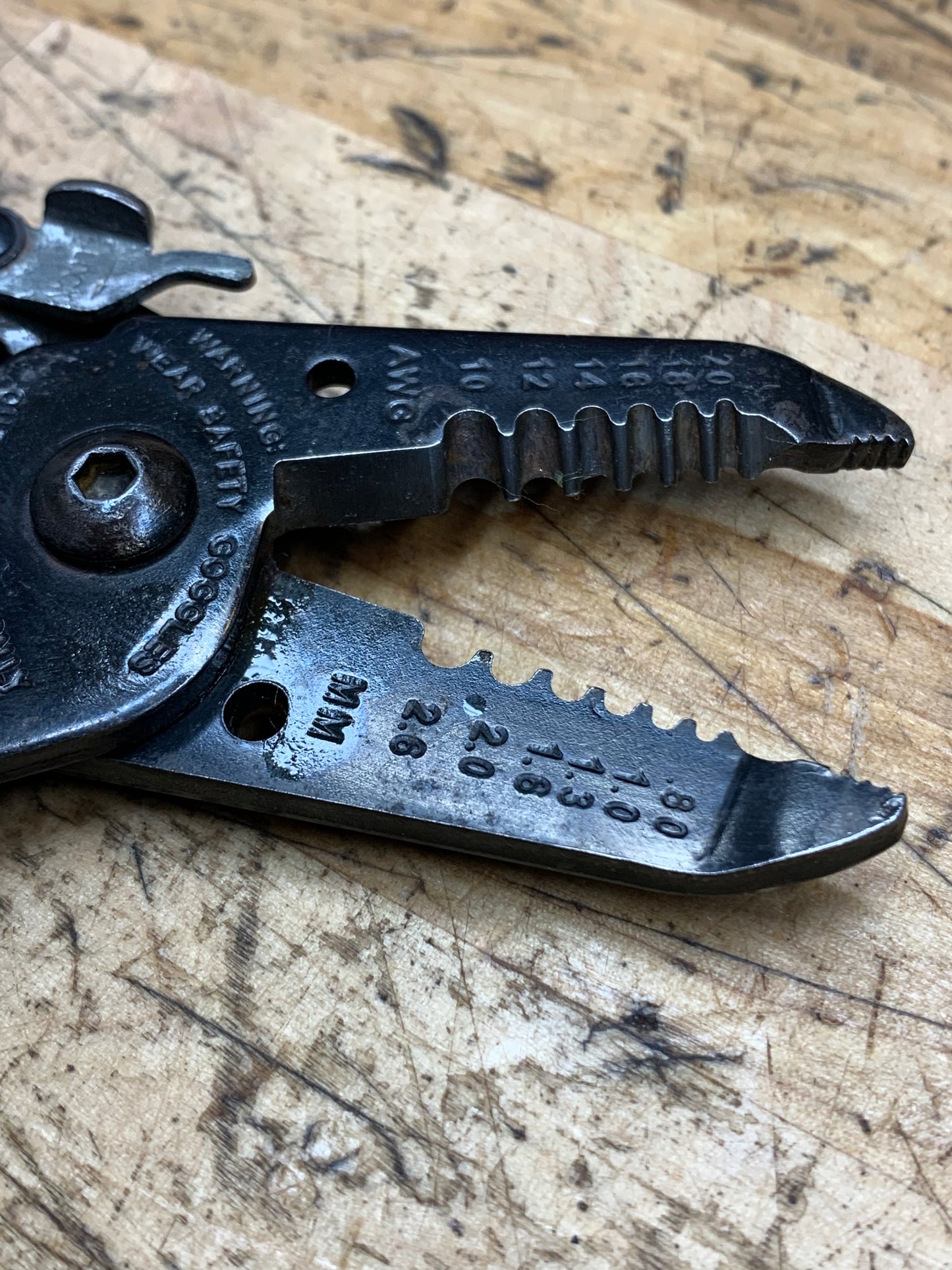 Mac Tools Wire Stripping Pliers USA TC15E