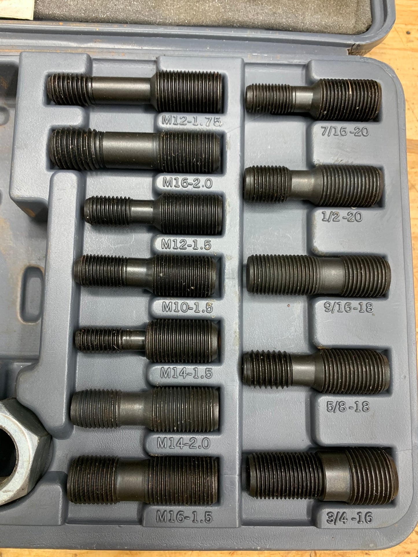 Blue Point Master Harmonic Balancer Puller & Pulley Set YA188MKT