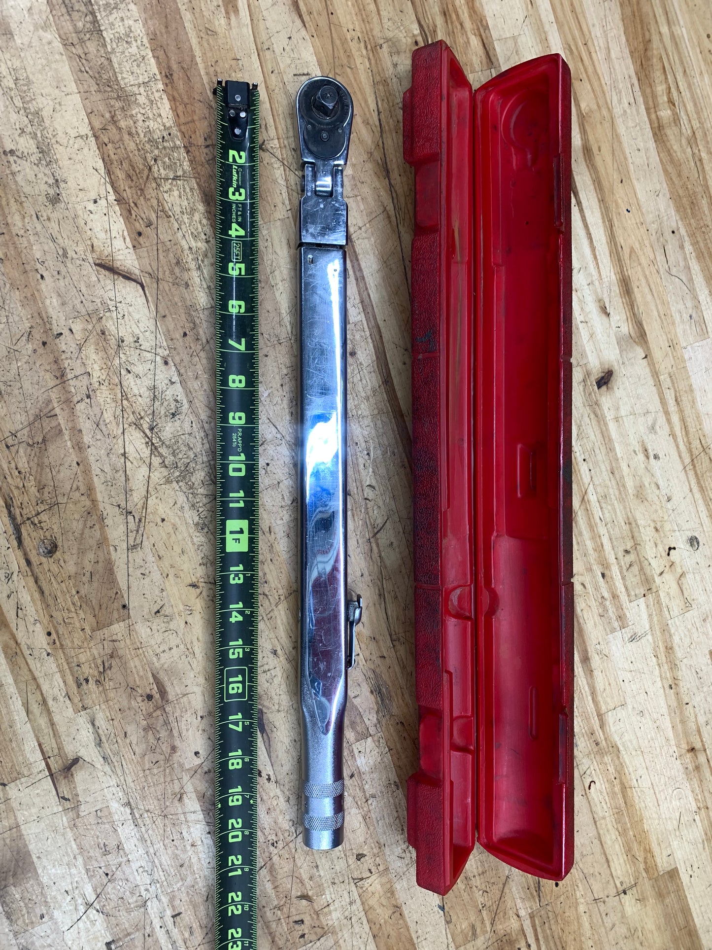 Snap On 1/2” Torque Wrench 50-250 ft lb. Click Style USA TQFR250