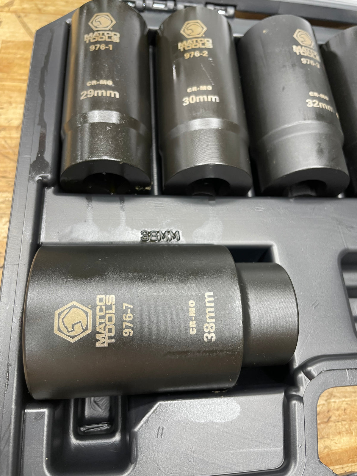 Matco 8pc Axle Spindle Nut Socket Set LIKE NEW AXL12PTA