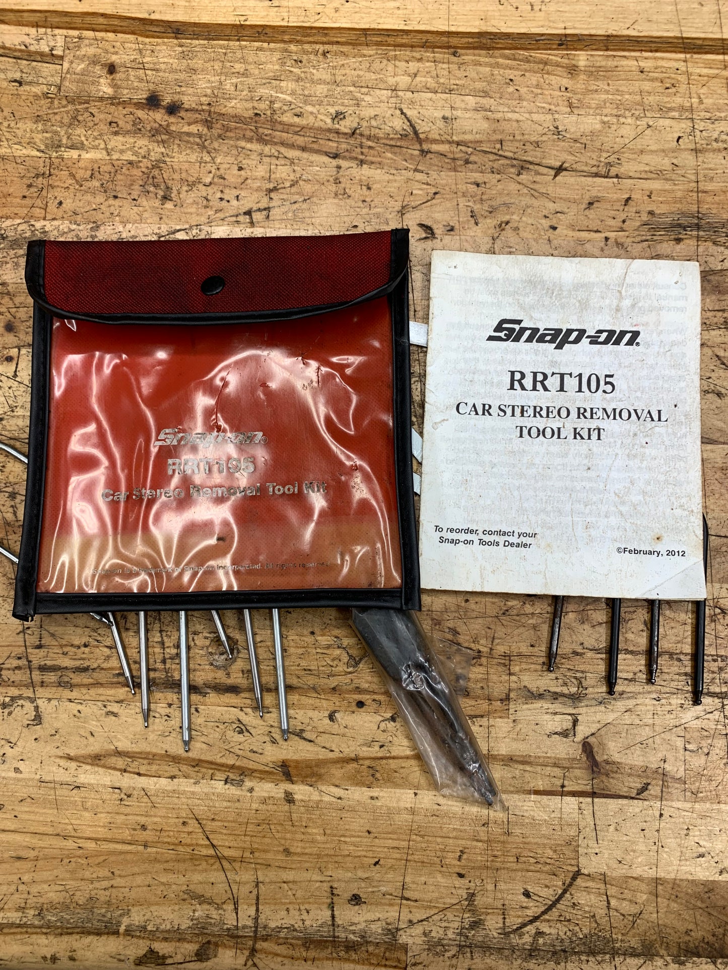 Snap On Car Stereo Removal Kit RRT105