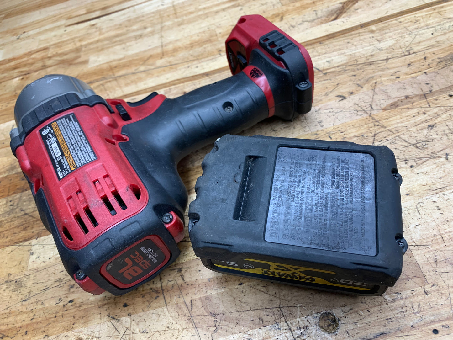 Mac Tools 1/2” Brushless Impact 20v WITH BATTERY BWP152