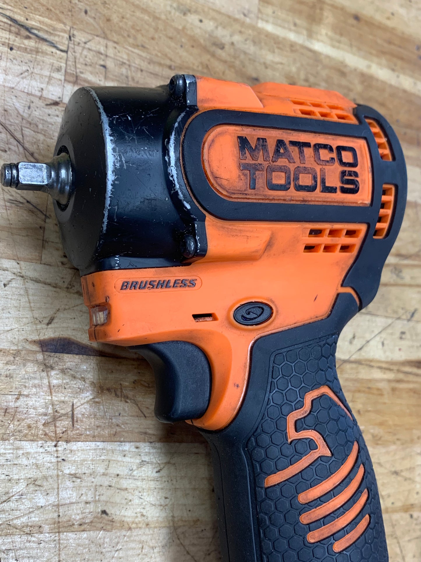 Matco 1/4” 16v Infinium Impact Gun WITH BATTERY 3PY137469