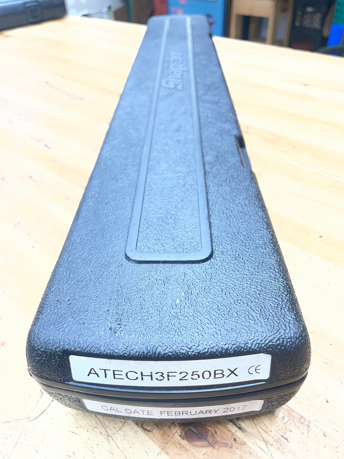 Snap On 1/2” Techangle 12.5-250 Ft.Lb. Digital Torque Wrench ATECH3F250BX
