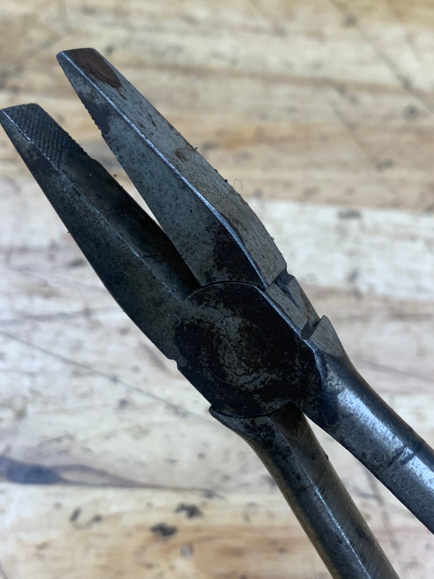 Snap On Mini Long Reach Duckbill Pliers USA 609CP