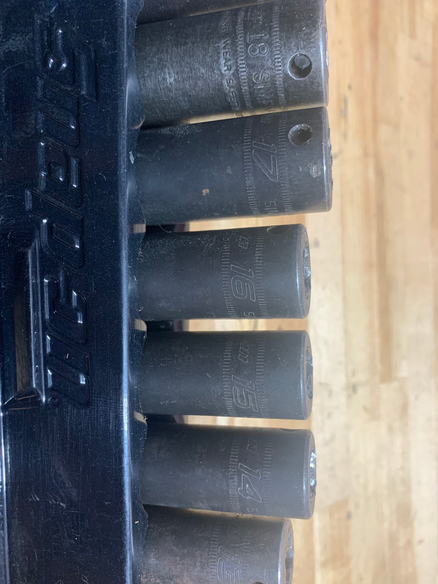 Snap On 14pc 3/8" Deep Impact Metric socket set 214SIMFMYA