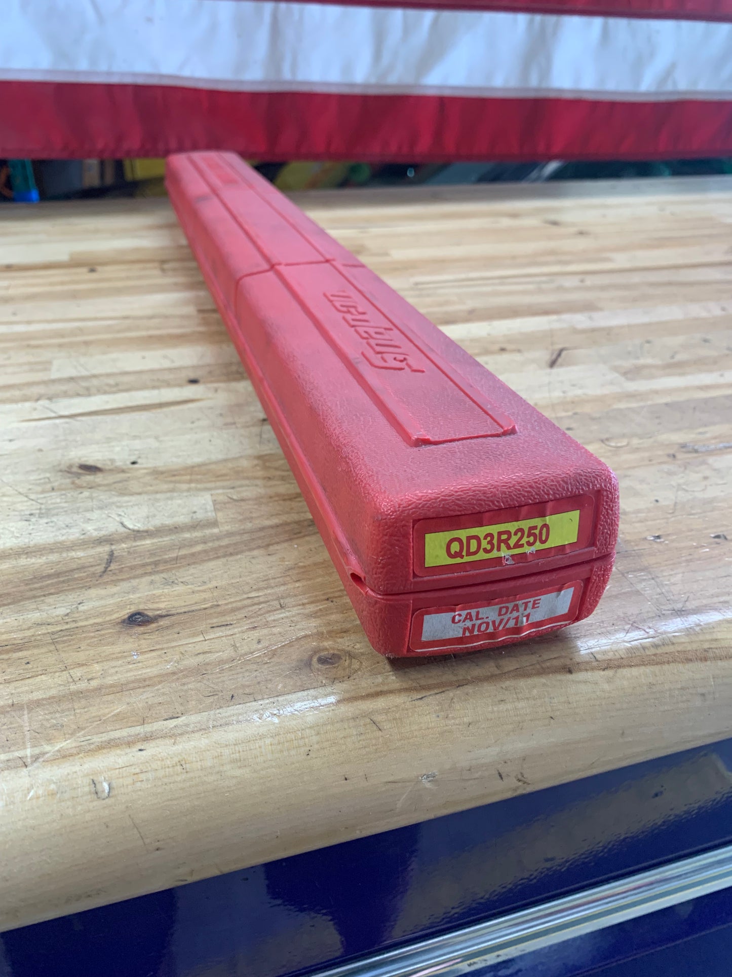 Snap On 1/2" dr. torque wrench 50-250 Ft.Lb.  QD3R250