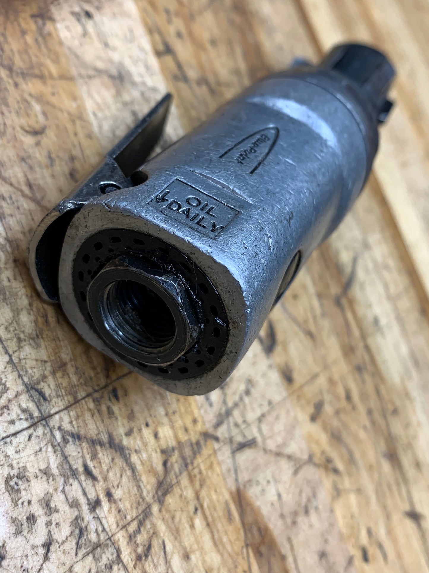 Blue Point 1/4” Stubby Air Ratchet AT204