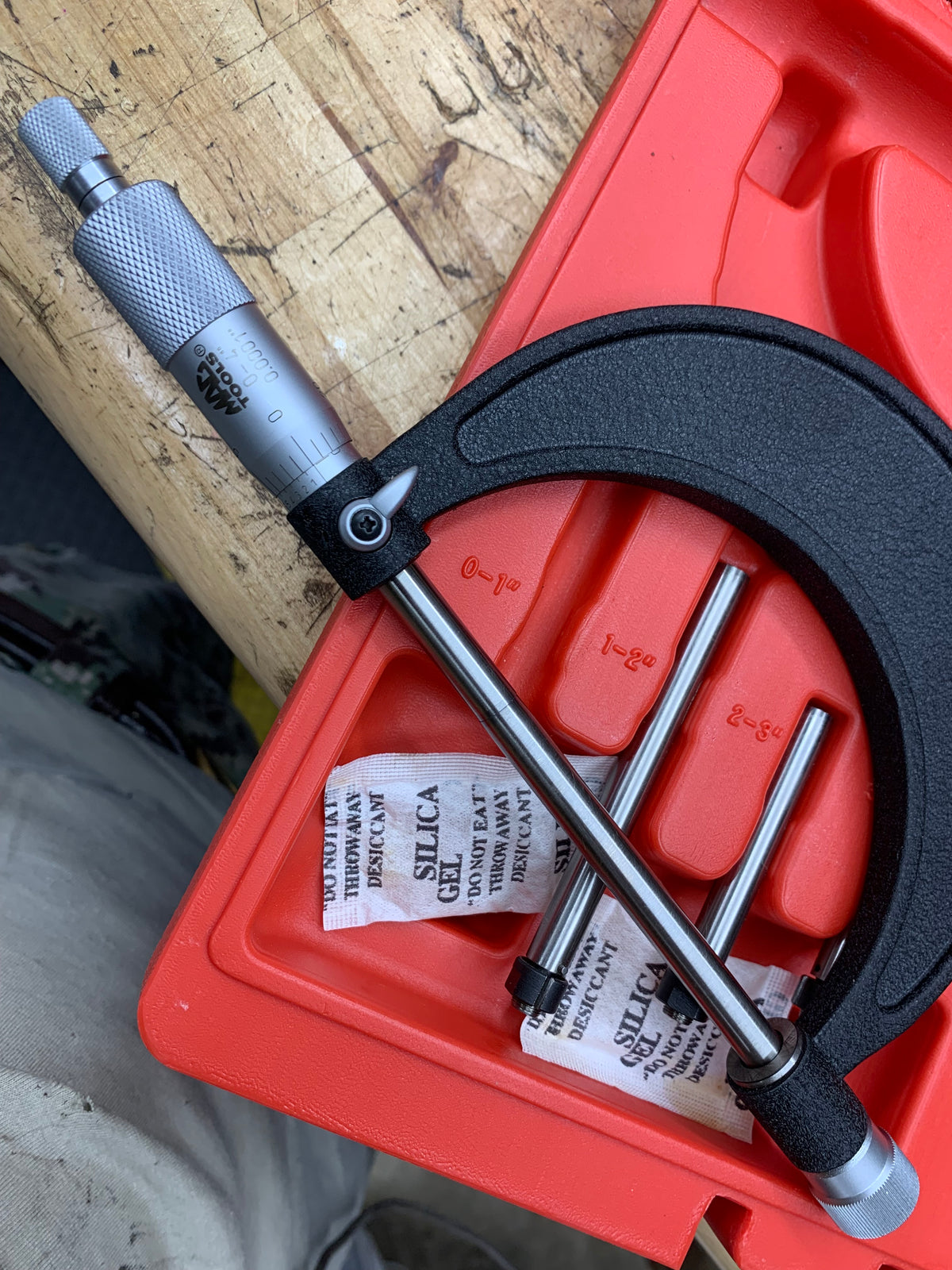 Mac Tools 0-4” Micrometer LIKE NEW RMC40