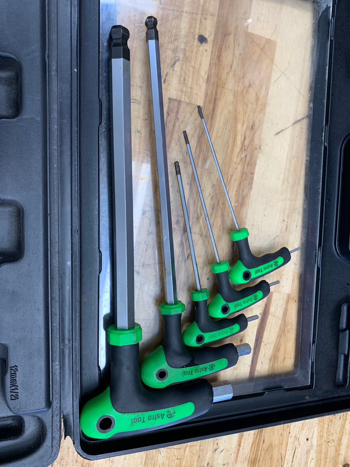 Astro Pneumatic T-Handle Metric Ball End Hex Key Set 1025