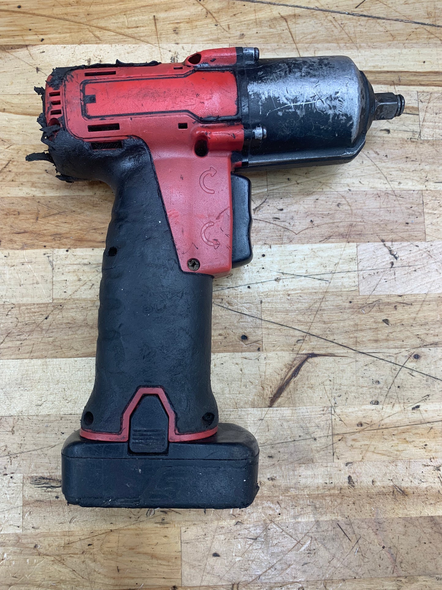 Snap On 3/8" 14.4V Impact WITH BATTERY CT761A