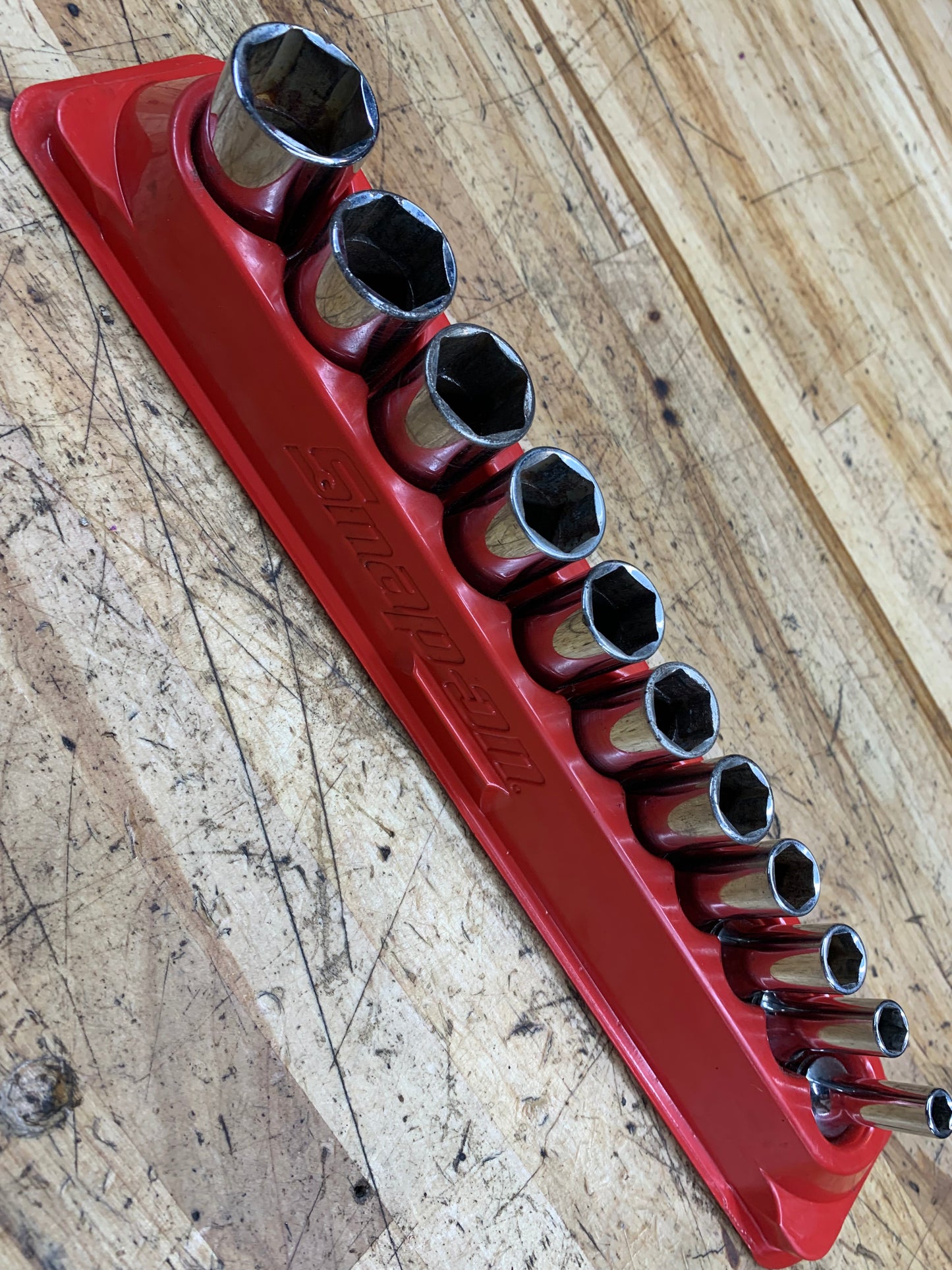 Snap On 3/8" SAE Semi Deep Chrome Socket Set 211FSSY