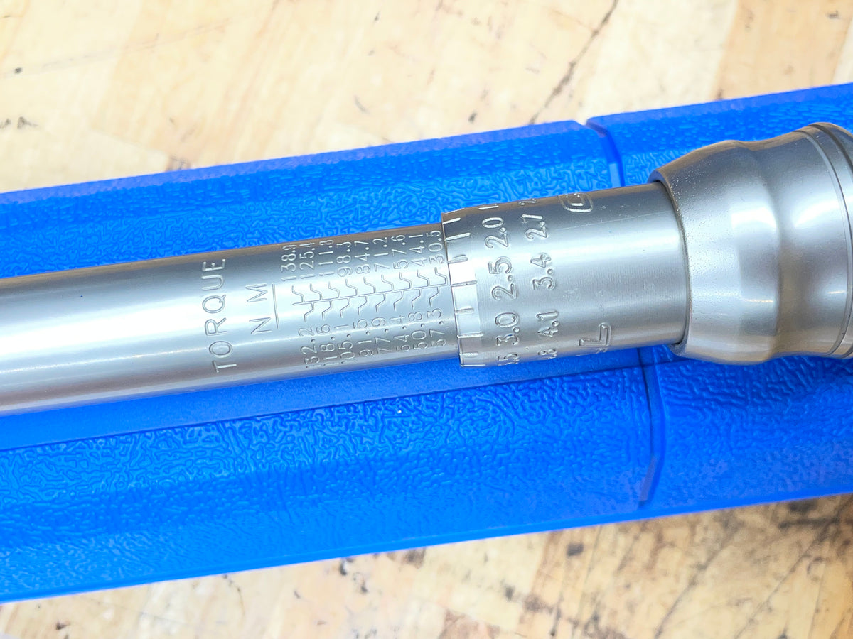 Cornwell 3/8” Click Type Torque Wrench 20-100FtLb. BRAND NEW CTGW2100FTF