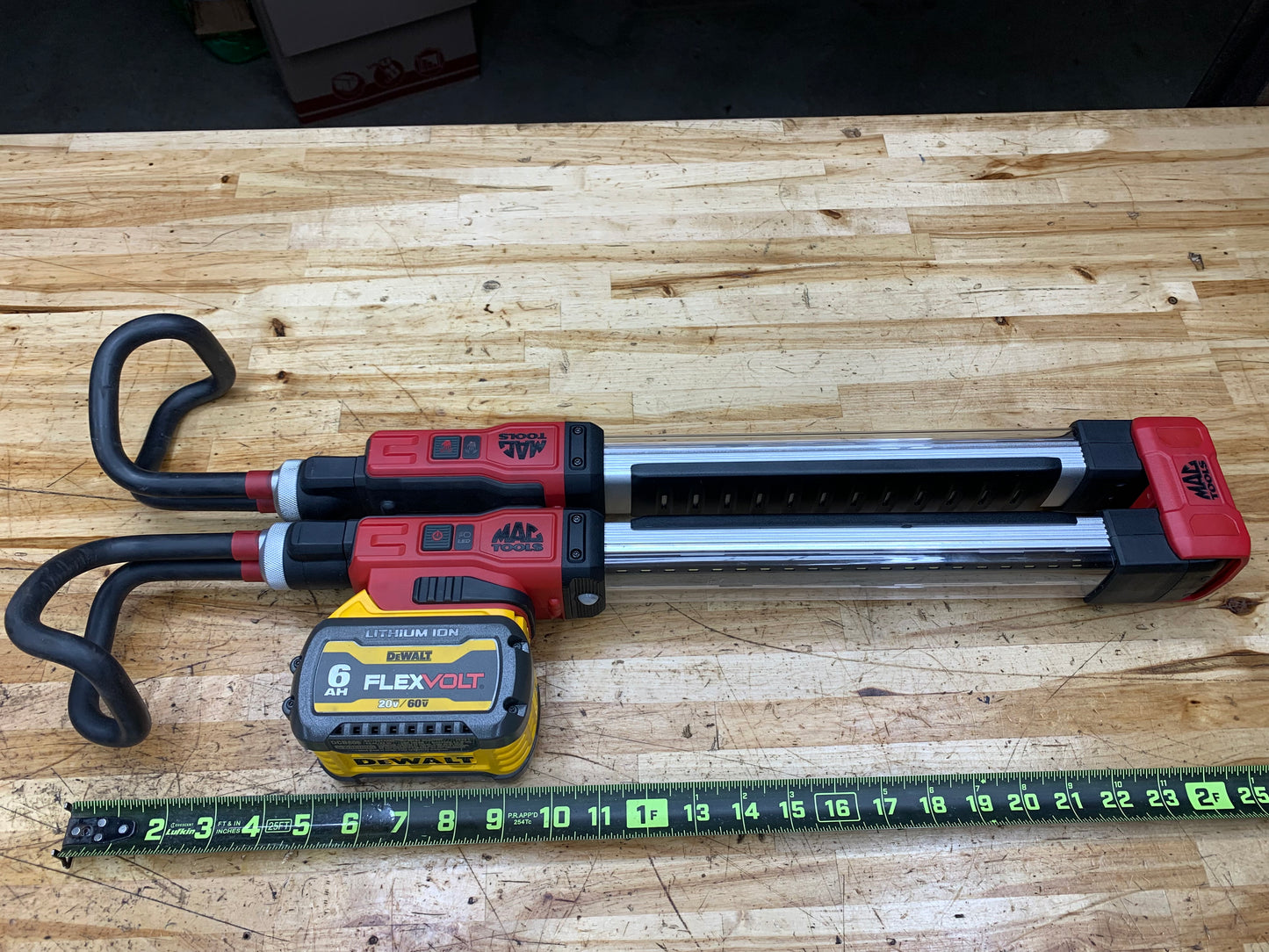 Mac Tools 20v Underhood Folding LED Light WITH BATTERY MCL045