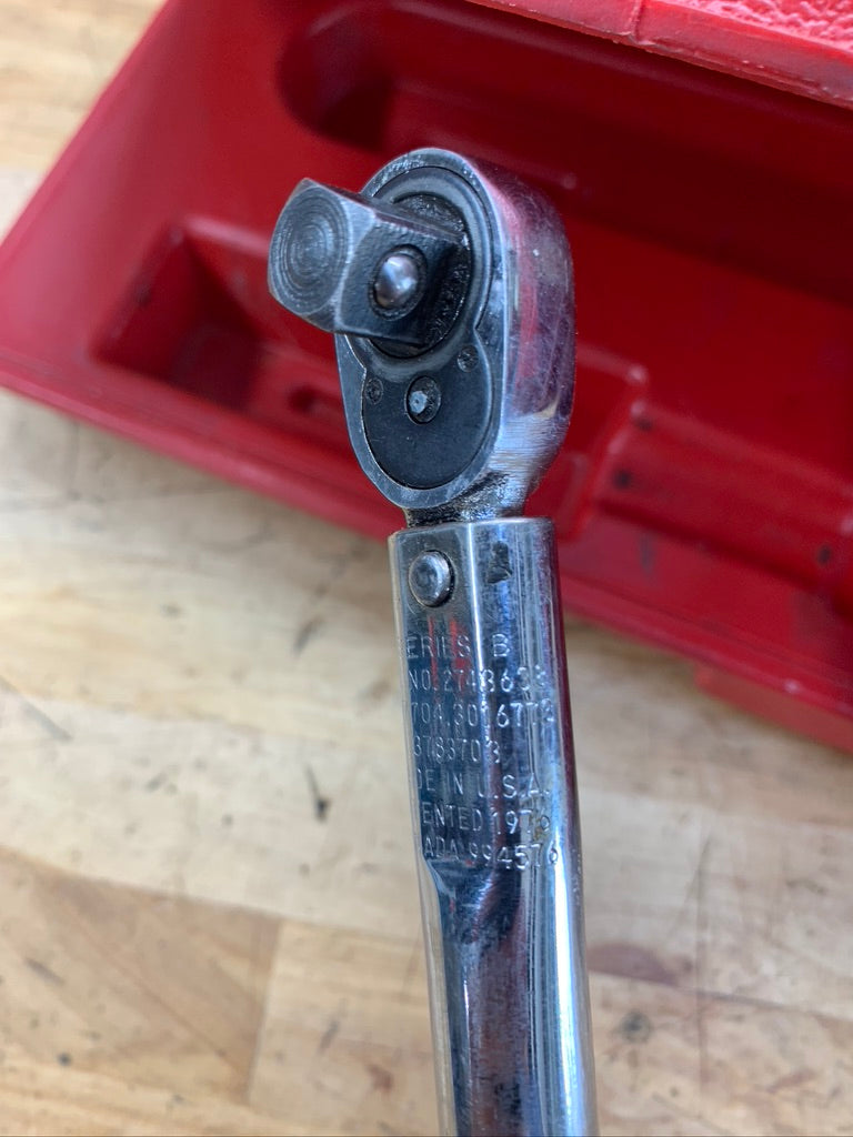 Snap on Vintage 3/8" torque wrench 30-200 in. lb. QJR217B
