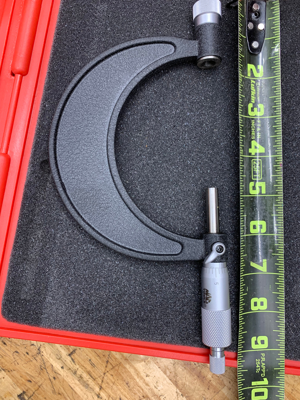 Mac Tools 0-4” Micrometer LIKE NEW RMC40