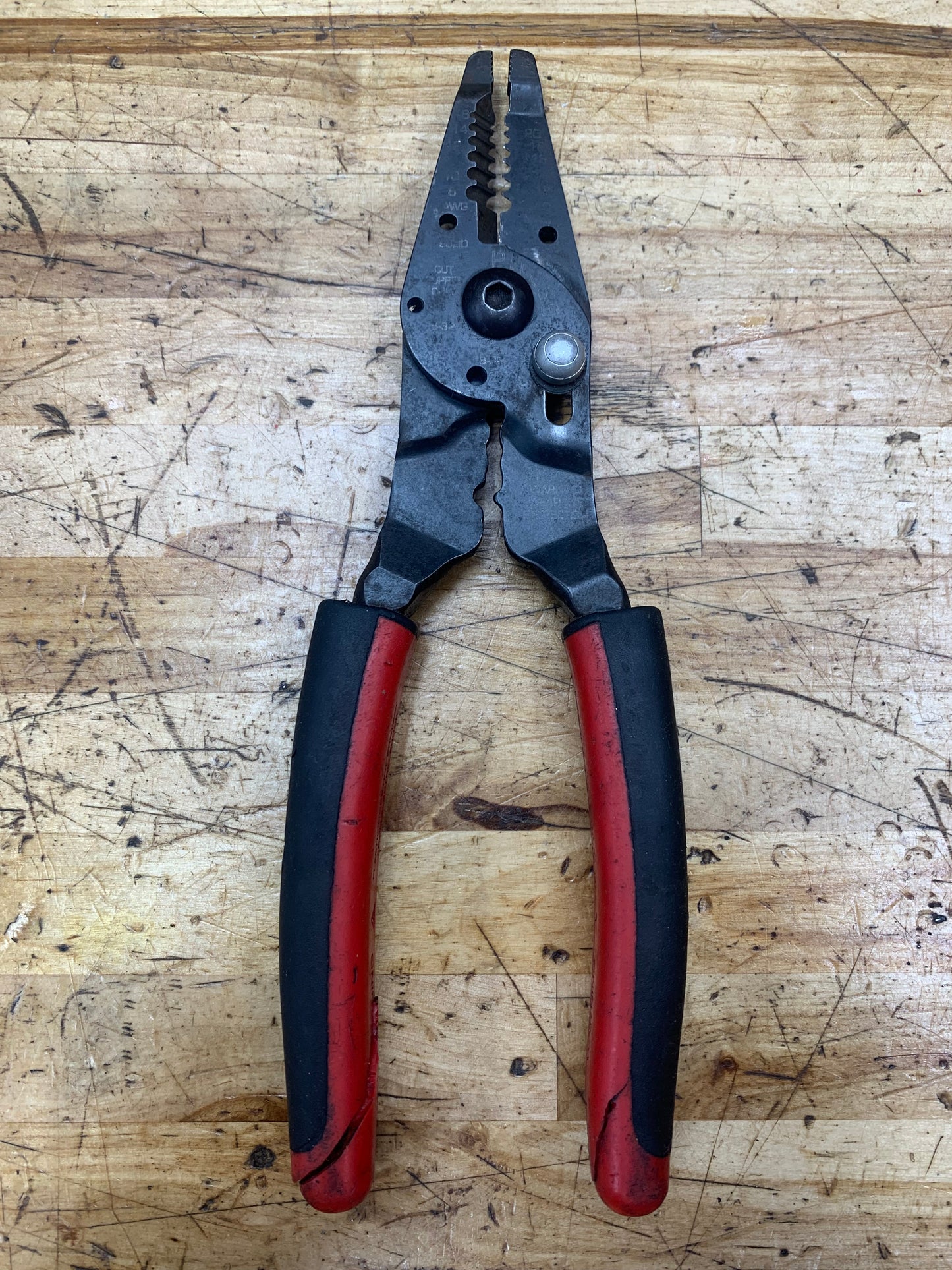 Snap On Crimping Stripping Pliers PWCS9