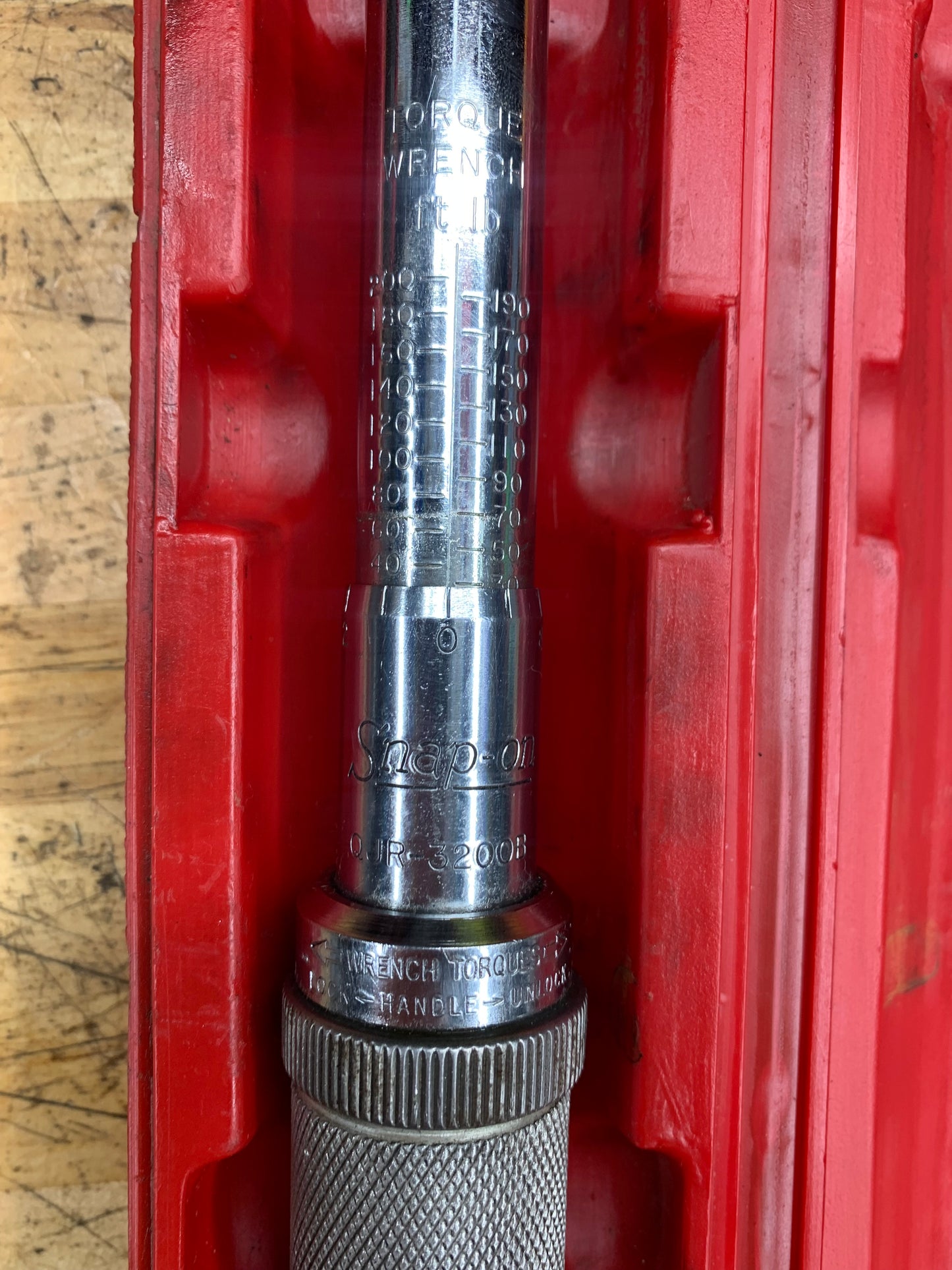 Snap On 1/2” Click Style Torque Wrench 30-200 Ft Lb. USA QJR3200B