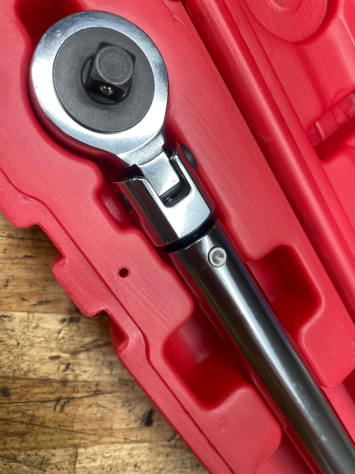 Mac Tools 3/8” Click Type Flex Head Torque Wrench 10-100FtLb. BRAND NEW TWXF100