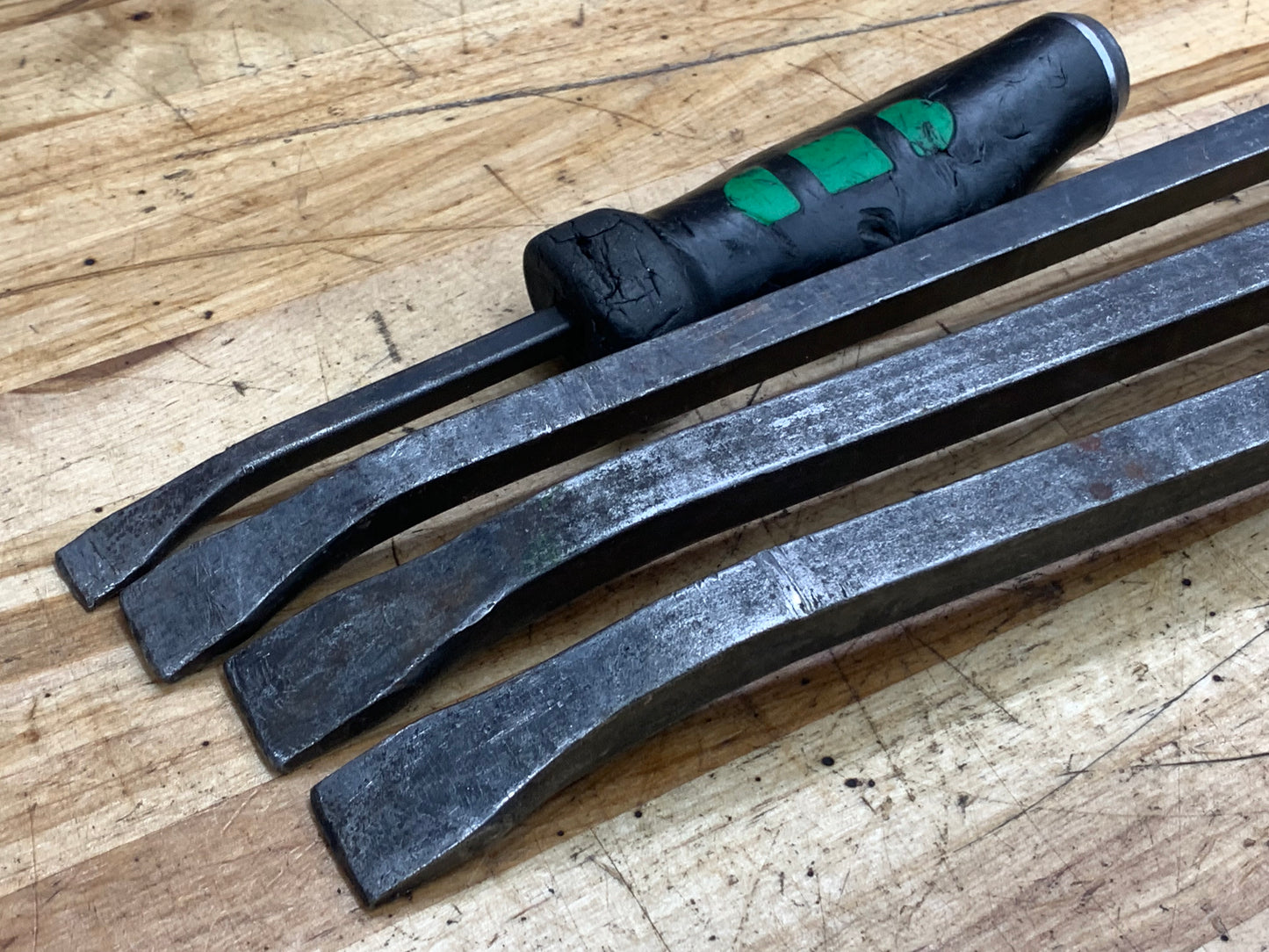 Matco 4pc Striking Prybar Set PBSG4C