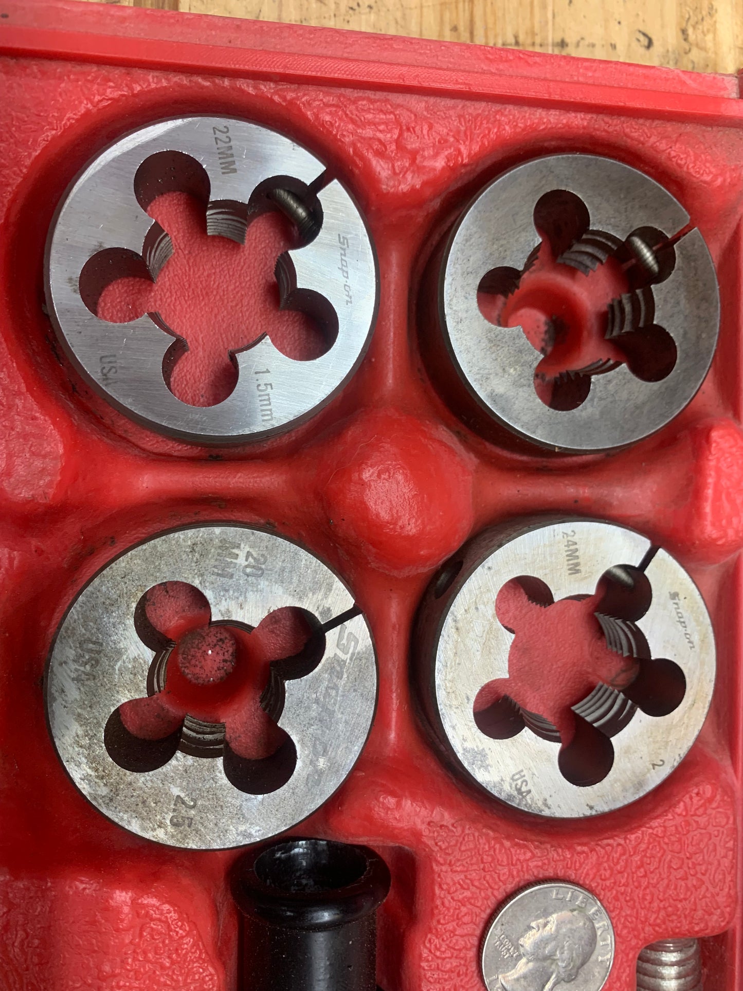 Snap on XL METRIC Tap and Die Set 25pc USA TDM99117A