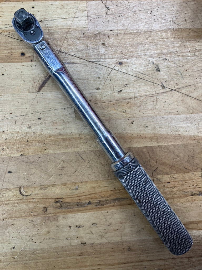 Snap on Vintage 3/8" torque wrench 30-200 in. lb. QJR217B