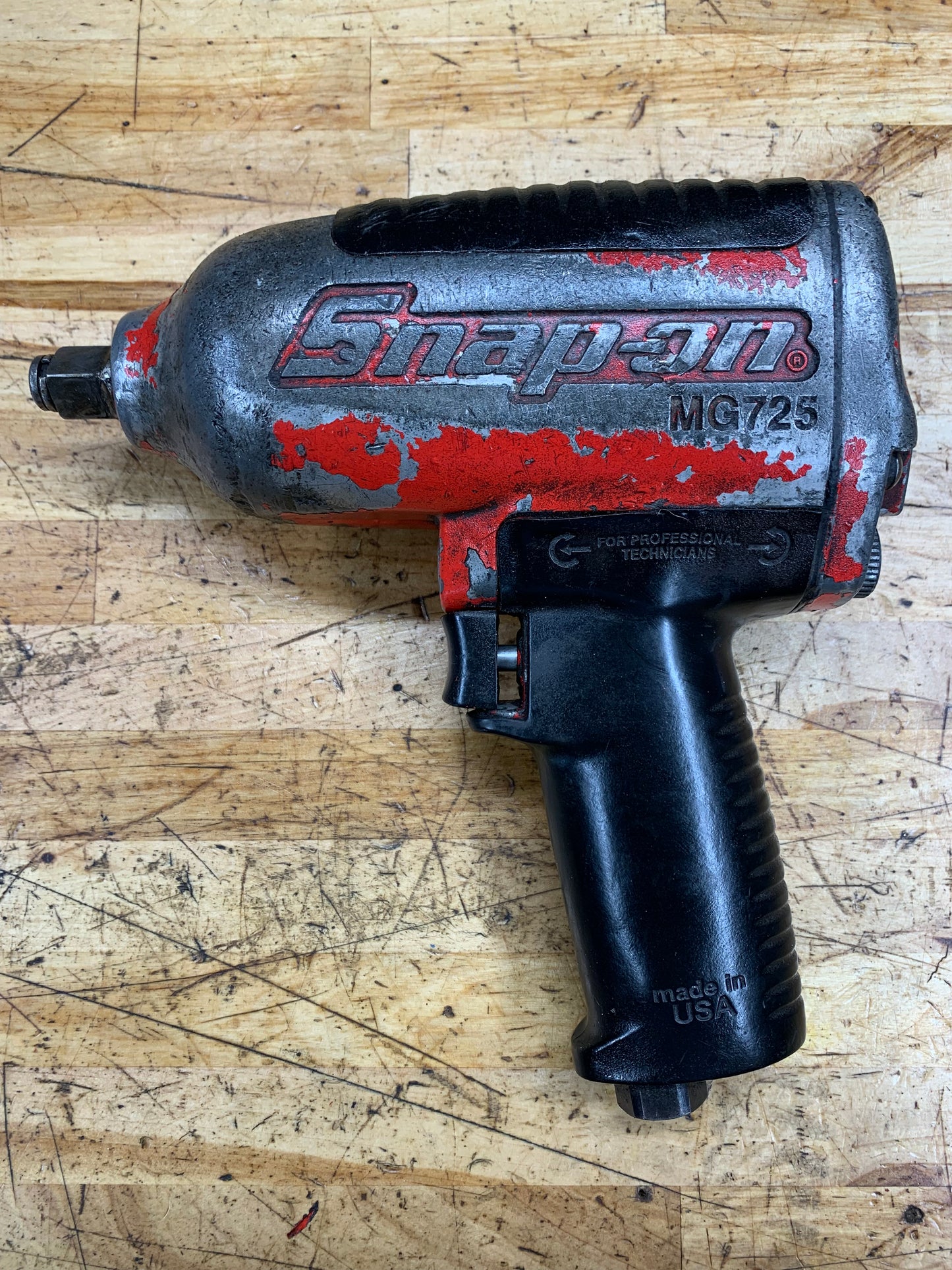 Snap On 1/2” Air Impact Wrench MG725
