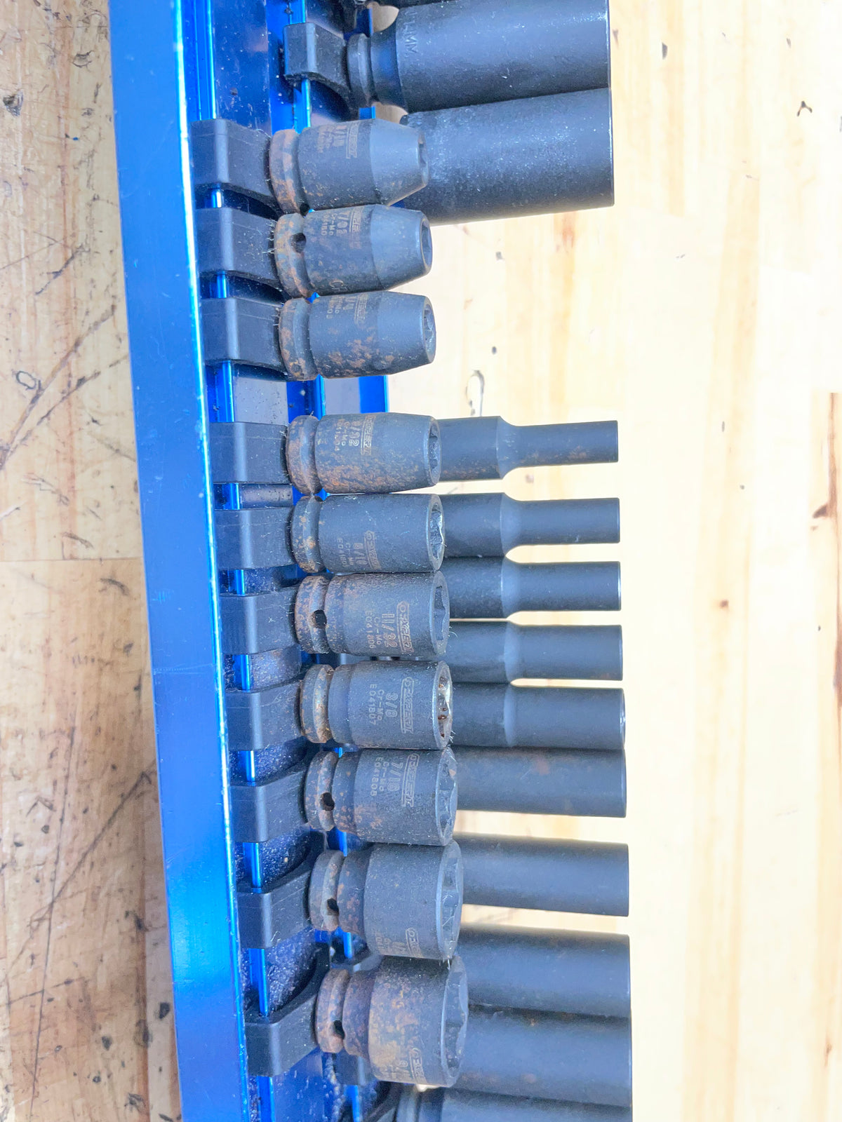 Expert 1/4” SAE & Metric, Deep & Shallow Impact Socket Set Tray E041642
