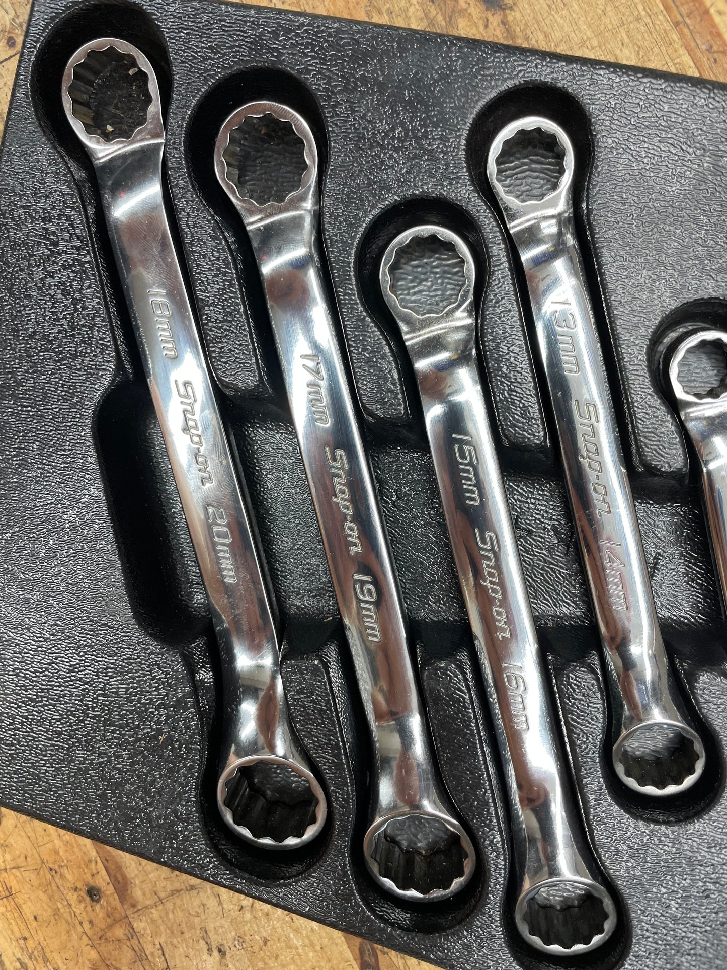 Snap On Metric Short Pattern 8pc Box Wrench Set 6-20mm USA XSM608A
