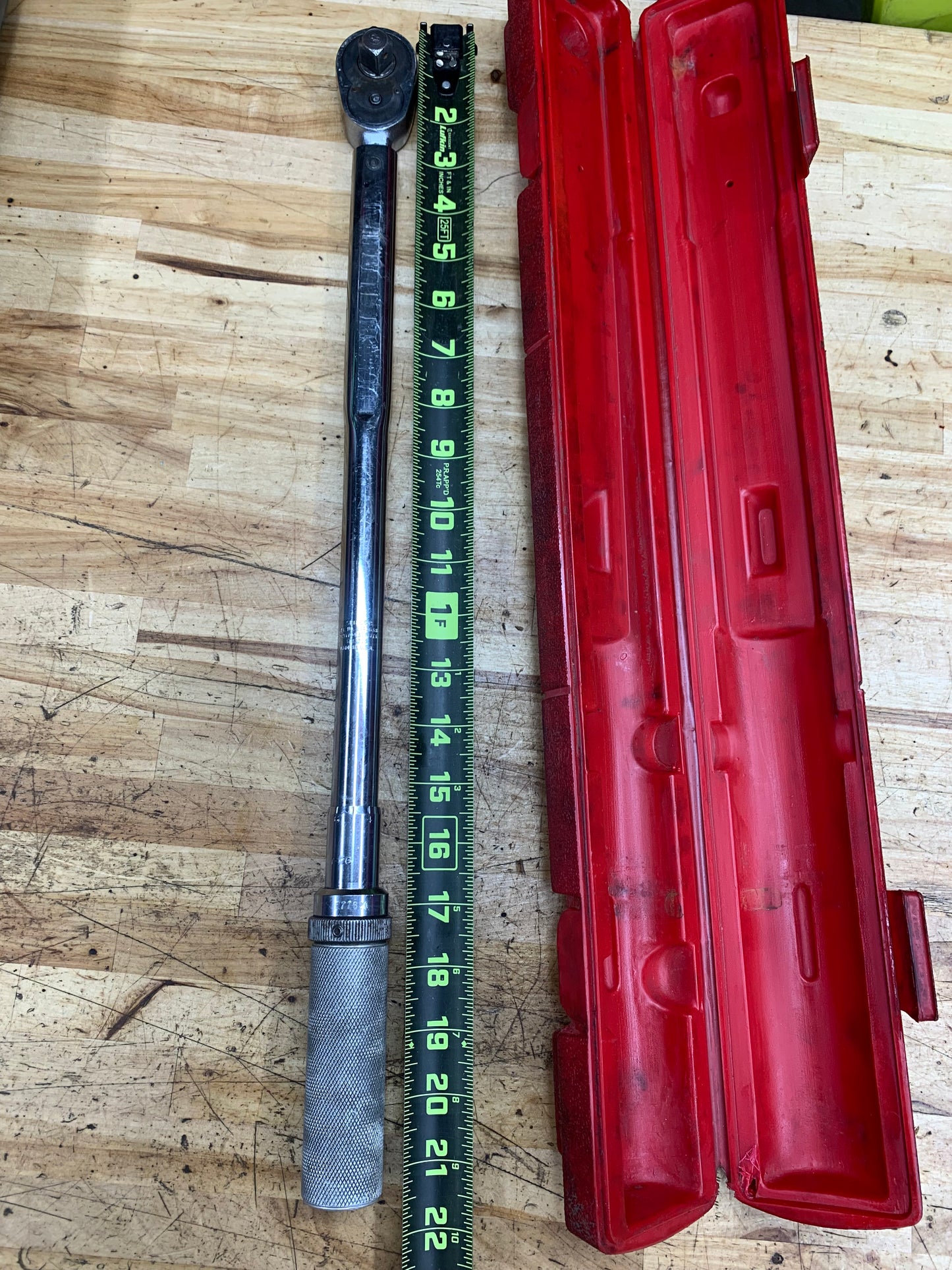 Snap On 1/2” Click Style Torque Wrench 30-200 Ft Lb. USA QJR3200B