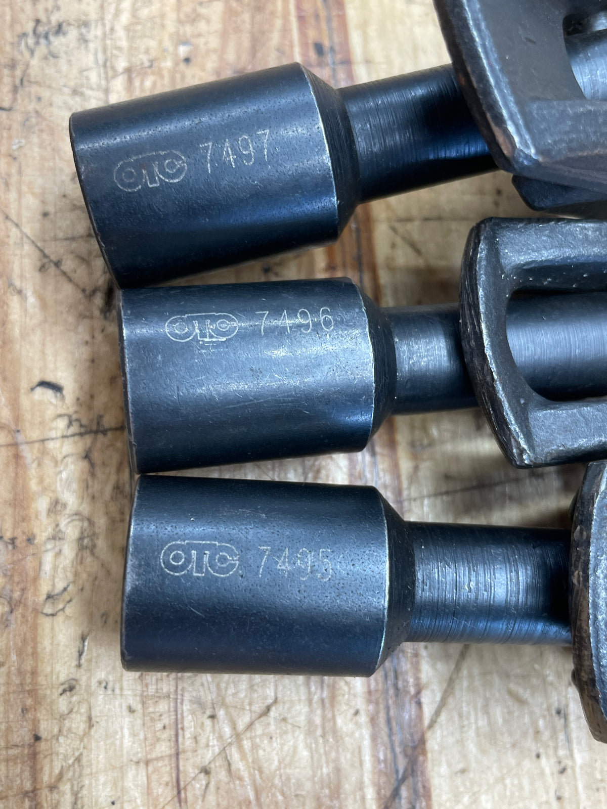 OTC Rear Axle Bearing Puller 7494A