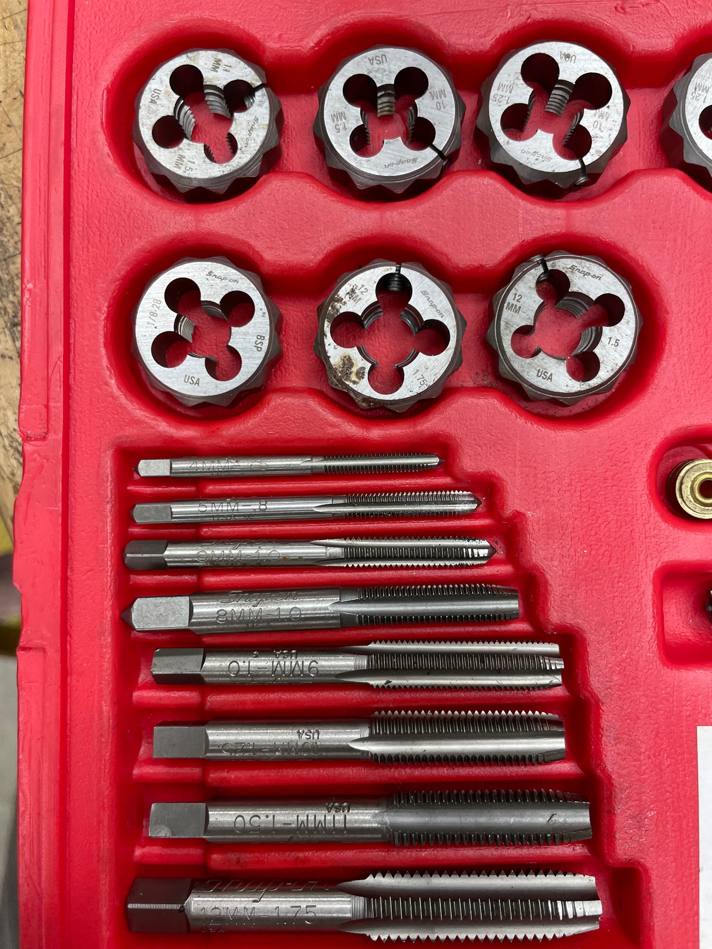 Snap On Metric & SAE Tap & Die Set 76pc LIKE NEW USA TDTDM500