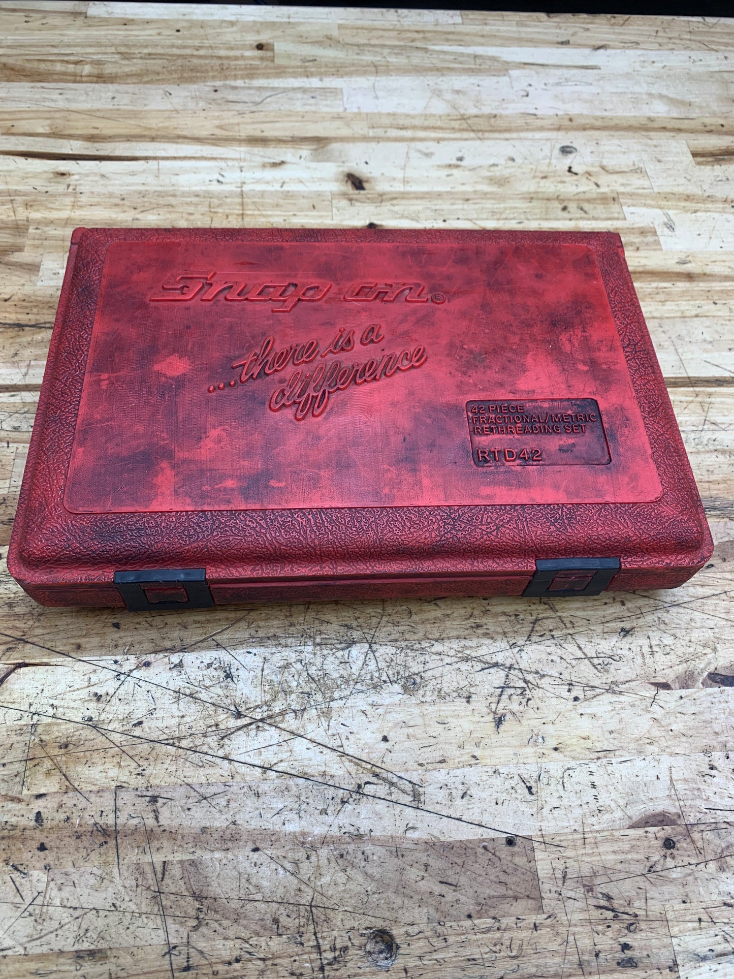 Snap On Rethreading Set 32pc. USA RTD42