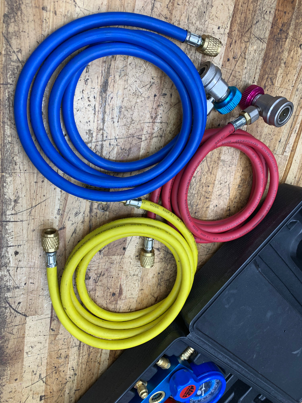 Mac R134A Refrigerant Manifold Gauge Set AC289773