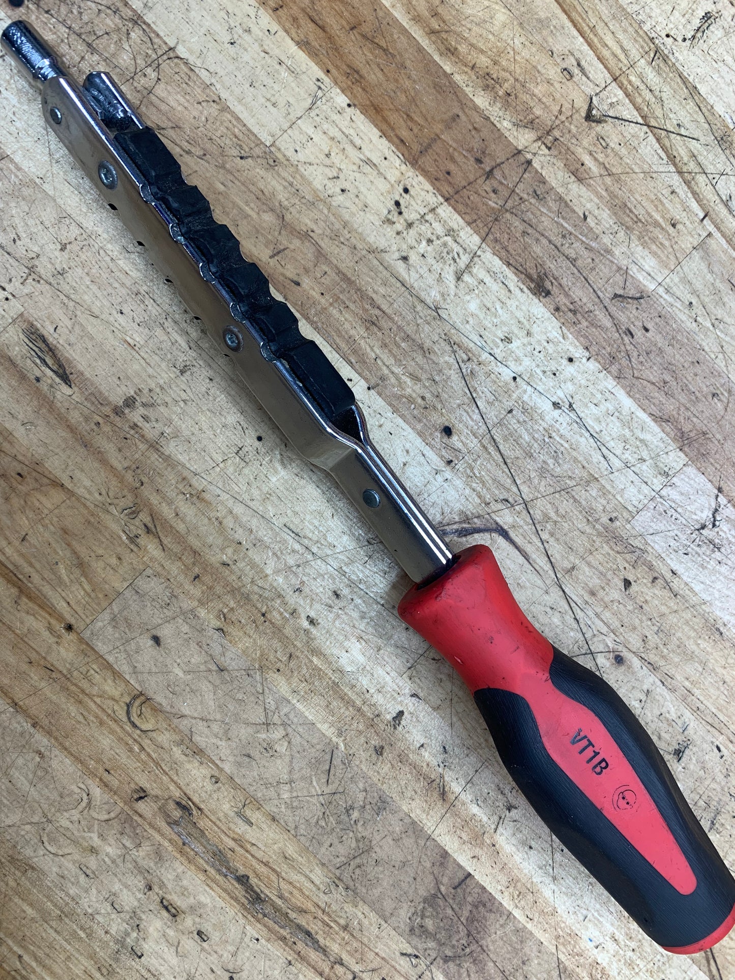 Snap On Valve Stem Installer tool VT1B